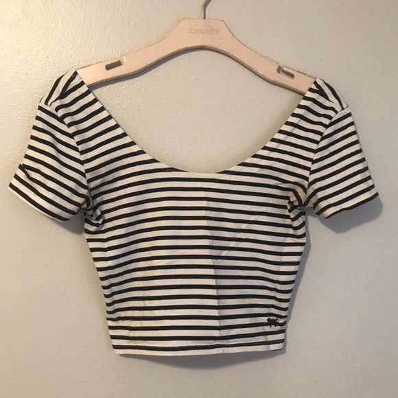Victoria's Secret Tops - ⚡️5 for $10⚡️ VS Striped Crop Top